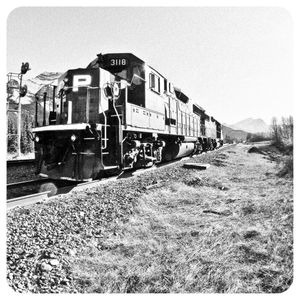 TREM FERROVIA ALPES MONTANHA 198