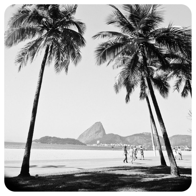 RIO DE JANEIRO VISTA PRAIA DE BOTAFOGO PÃO DE AÇUCAR COM GENTE 241