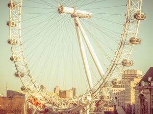 LONDON EYE