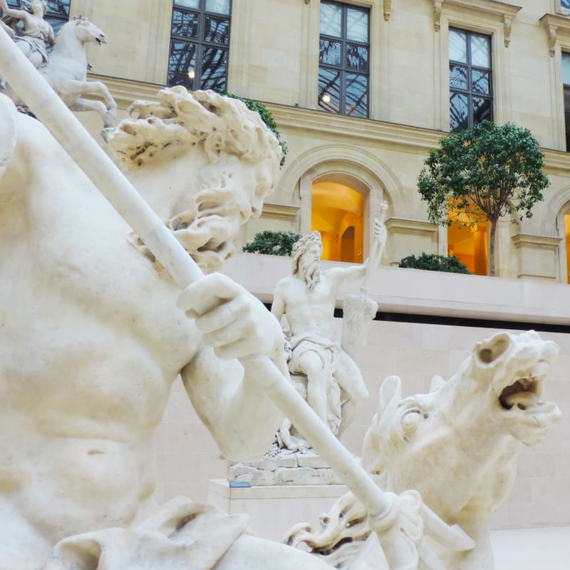 MUSEU DO LOUVRE VI