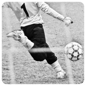 FUTEBOL GOLEIRO GOL CHUTE BOLA 254