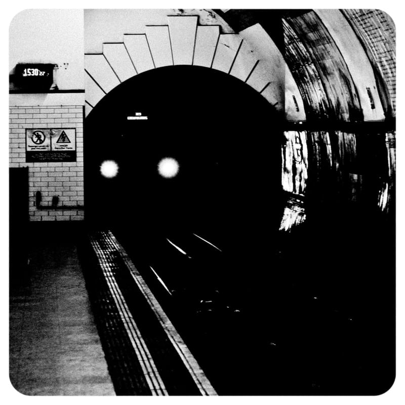 METRO DE LONDRES TUNEL ESCURO 292