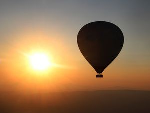 SOL E BALÃO