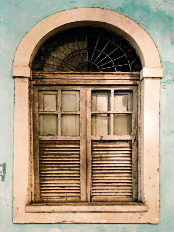 JANELA COLONIAL 3