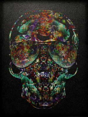 PSYCHEDELIC COLOR SKULL