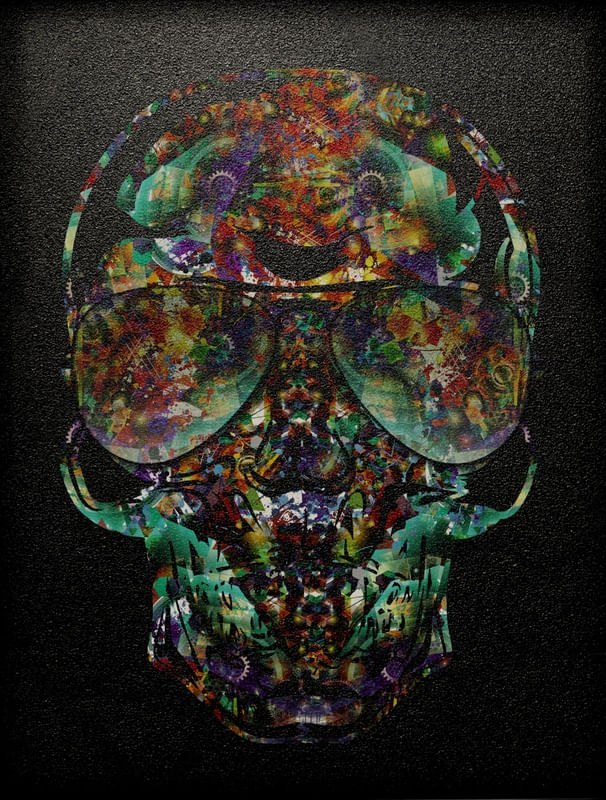 PSYCHEDELIC COLOR SKULL