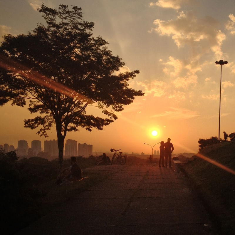 SUNSET POR AI