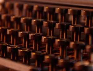 TECLADO RETRÔ