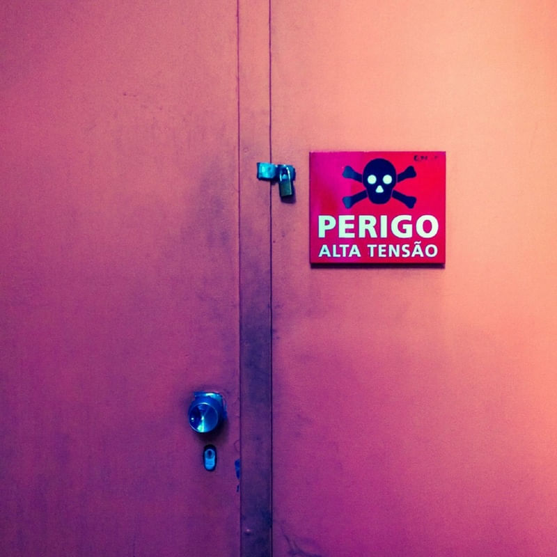 ALTA TENSÃO