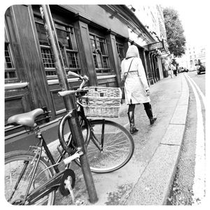 PEDESTRE BICICLETA LONDRES ESQUINA