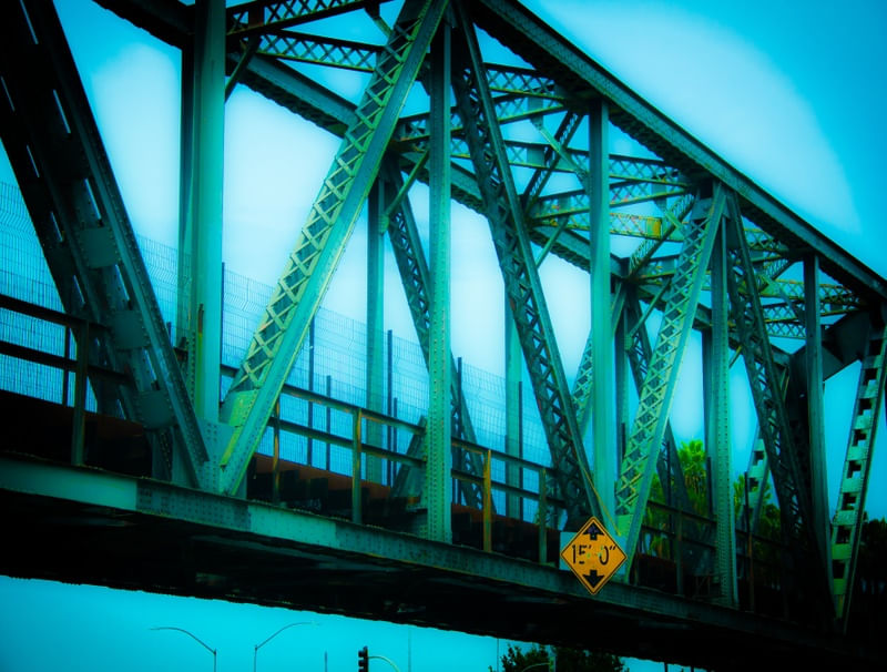 PONTE AZUL