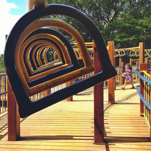 INFÂNCIA AZUL AMARELO