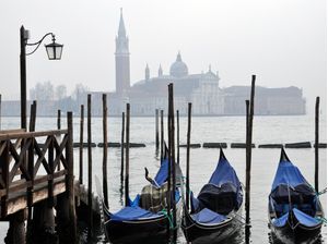 GÔNDOLAS EM VENEZA