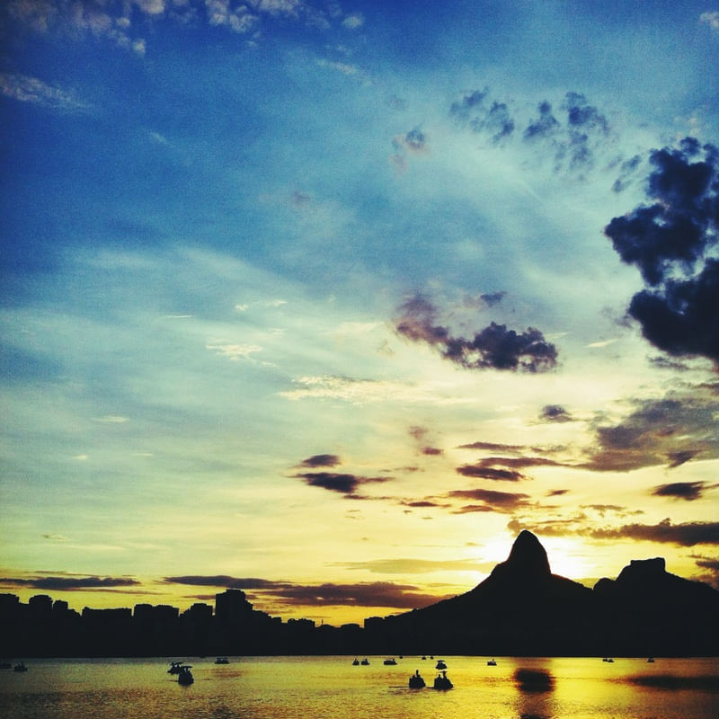 SUNSET COM PATINHOS