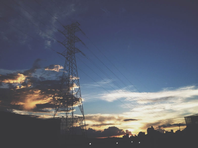 WIRED SUNSET