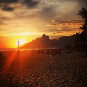 POR DO SOL NO RIO