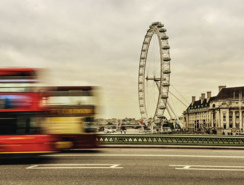 LONDON EYE BUS