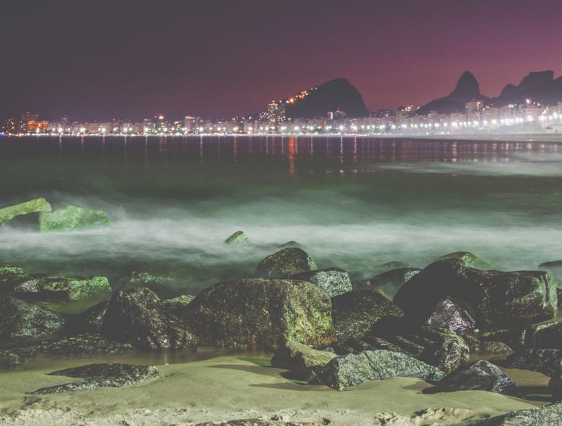 LEME À NOITE