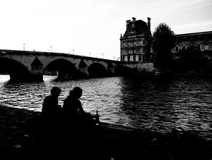 TOUJOURS PARIS