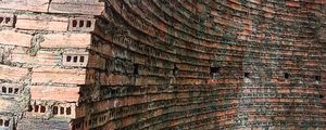 TIJOLOS EM CURVA