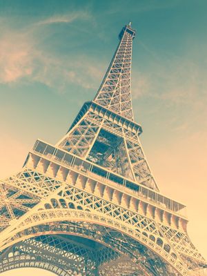 IMPONENTE EIFFEL