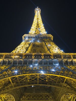 TORRE EIFFEL CINTILANTE