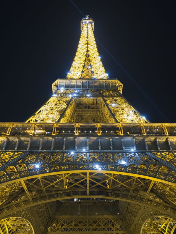 TORRE EIFFEL CINTILANTE