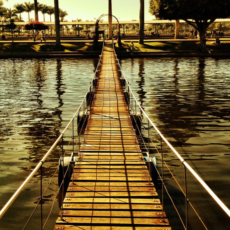 DA PONTE PRA LÁ