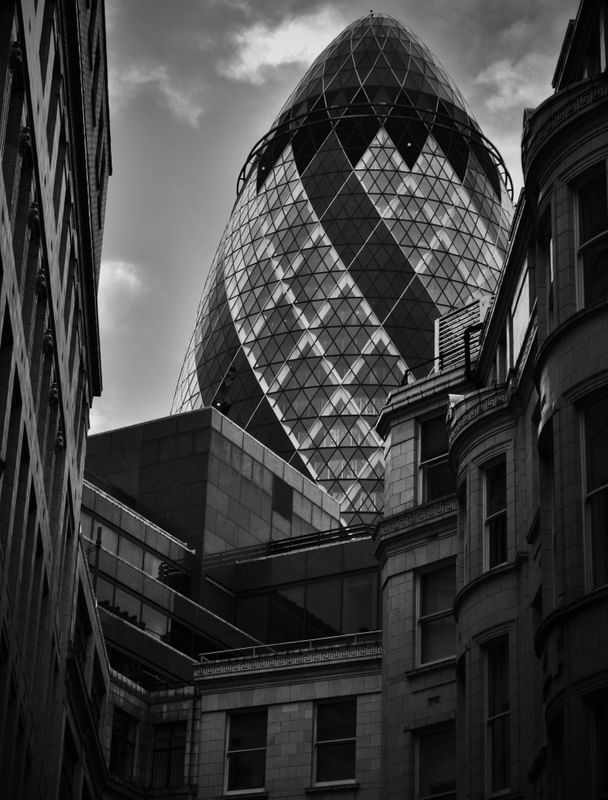 LONDON LS IV