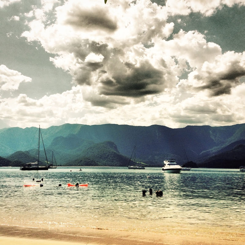 BARCOS EM PARATY
