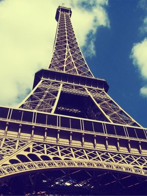 SEMPRE PARIS!
