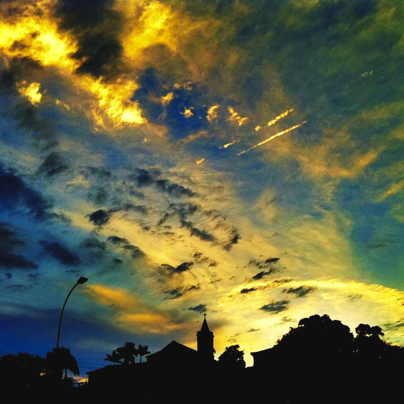 NUVENS IGREJA #02