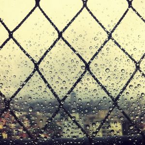 SP - CHUVA JANELA