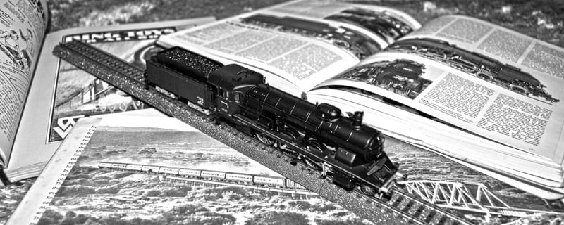 TREM RETRÔ PRETO E BRANCO