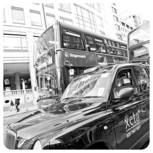 TRANSITO DE LONDRES TAXI E ÔNIBUS
