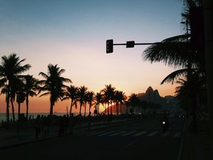 POR DO SOL NO DOIS IRMÃOS #1