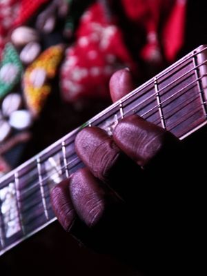 GUITAR ROOTS
