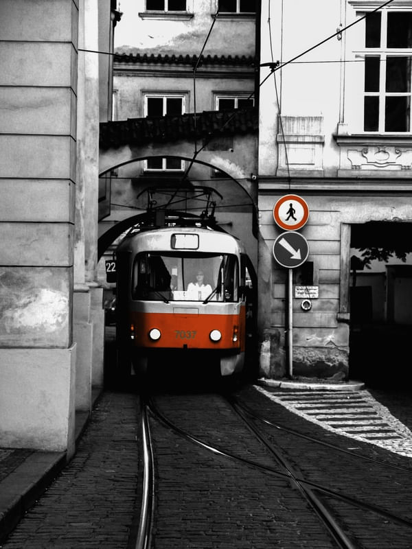 BONDINHO PRAGA