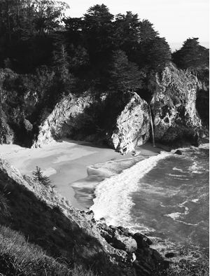 MCWAY FALLS - CALIFORNIA