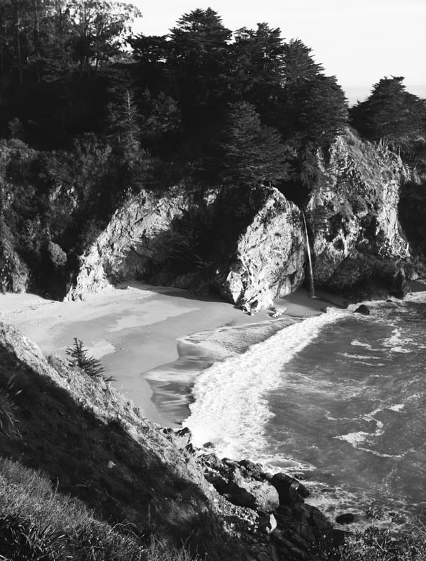 MCWAY FALLS - CALIFORNIA
