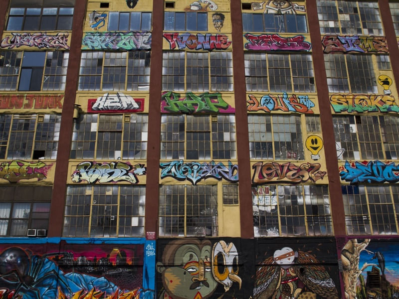 5 POINTZ