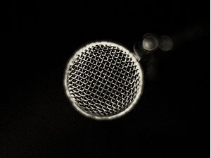 PLANETA MICROFONE