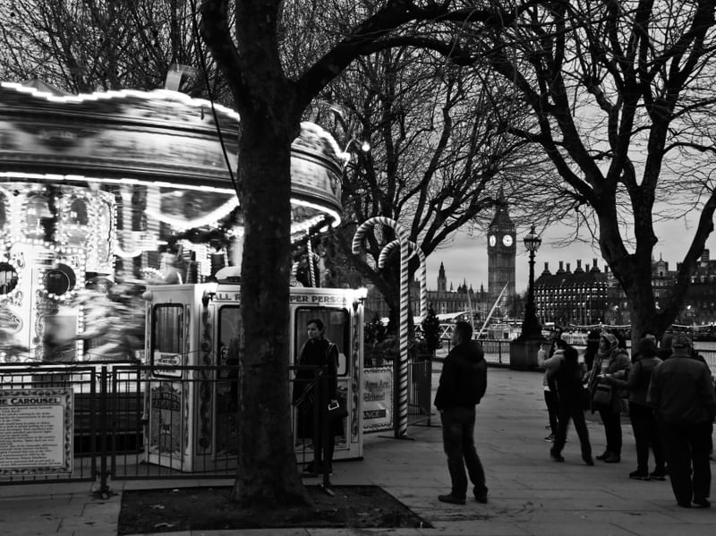 LONDON CAROUSEL