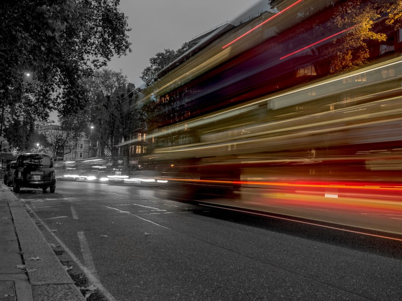 STREET LONDON NIGHT