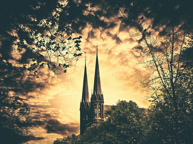 THE HAGUE CHURCH