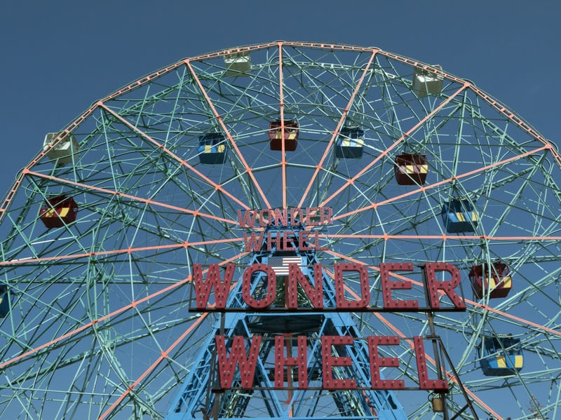 WONDER WHEEL