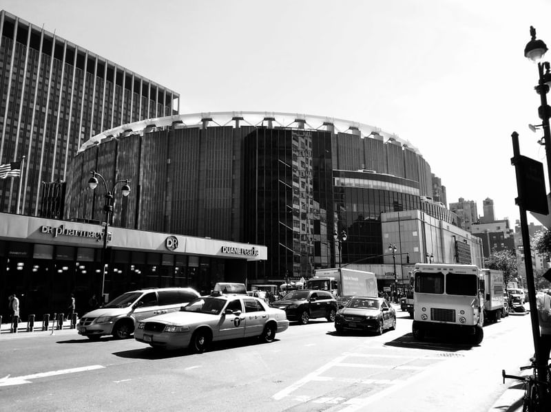 MADISON SQUARE GARDEN