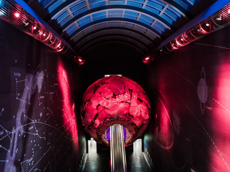 ENTRANCE OF TECHNOLOGY MUSEUM OF LONDON