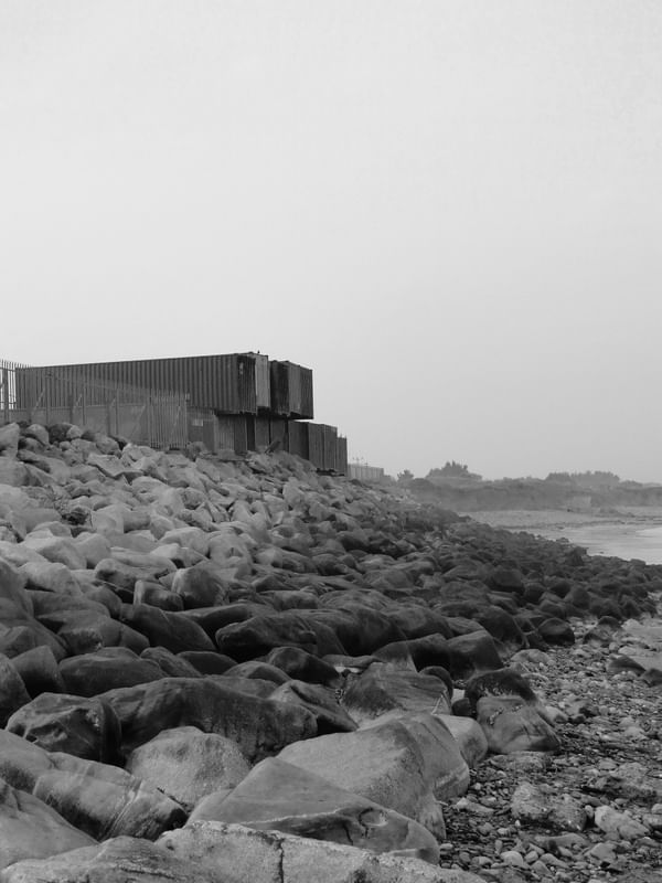 CONTAINERS BY THE SEA