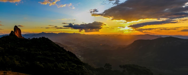 PEDRA DO BAÚ